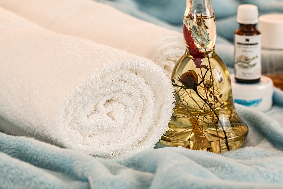 aroma-therapy-bottle and towels